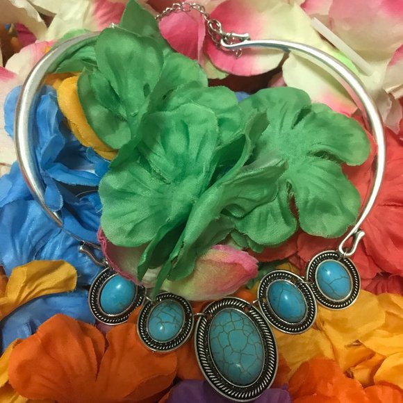 Turquoise -like Necklace - Picture 7 of 16